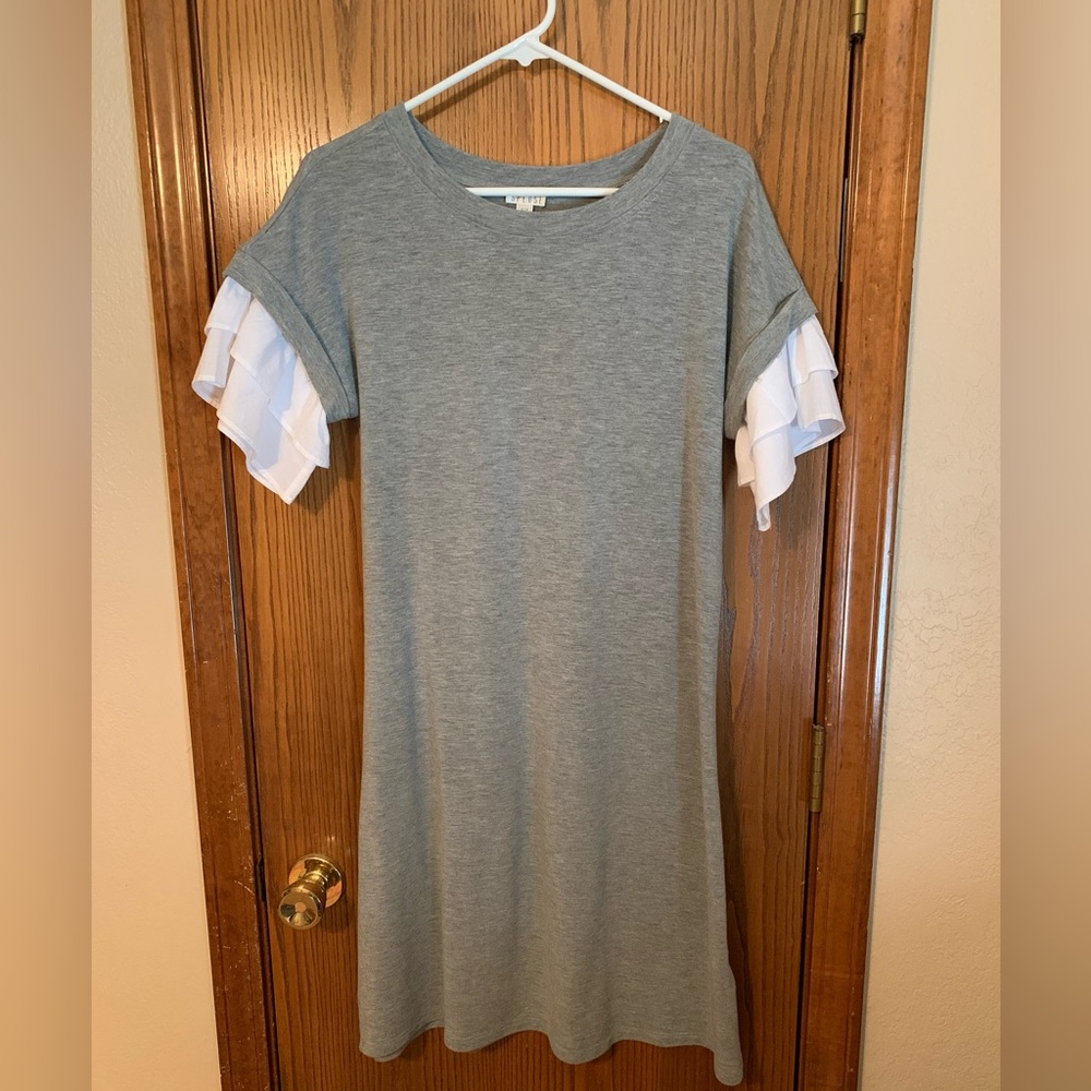 Spense Gray Knit Midi Dress with White Ruffle Sleeves